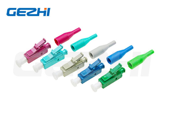 Beli Kompak Single Mode LC Fiber Optic Connector 0.9mm untuk Jaringan FTTH dengan Kerugian Insersi Rendah pembuatan online