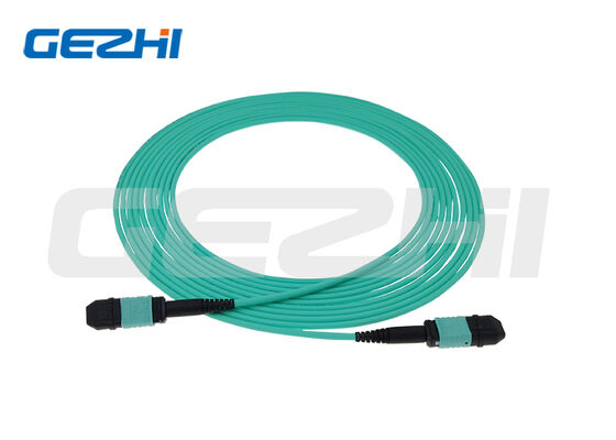 Kabel Patch MPO OM3 Multimode 50/125µm dengan Jumlah Serat 8F /12F /24F dan Konektor MPO/MTP untuk Pusat Data Kepadatan Tinggi